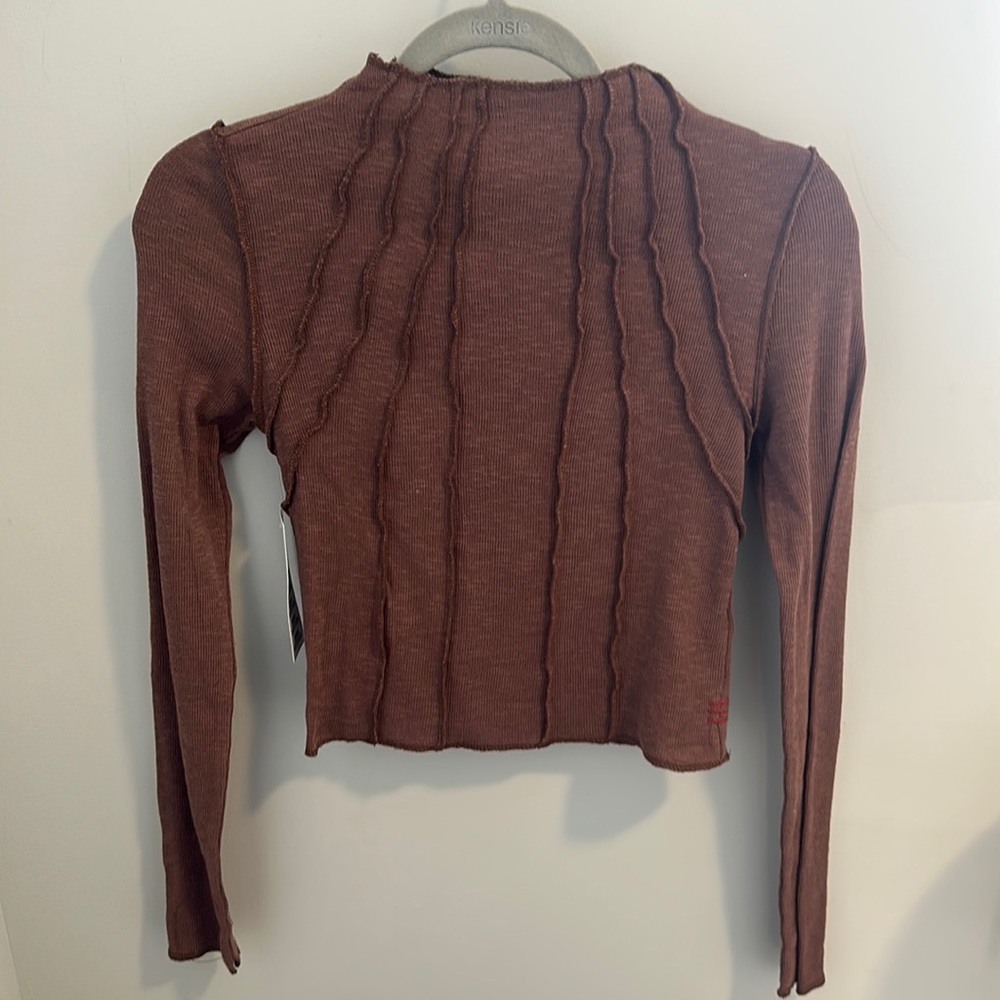 Urban outfitters brown long sleeve crop